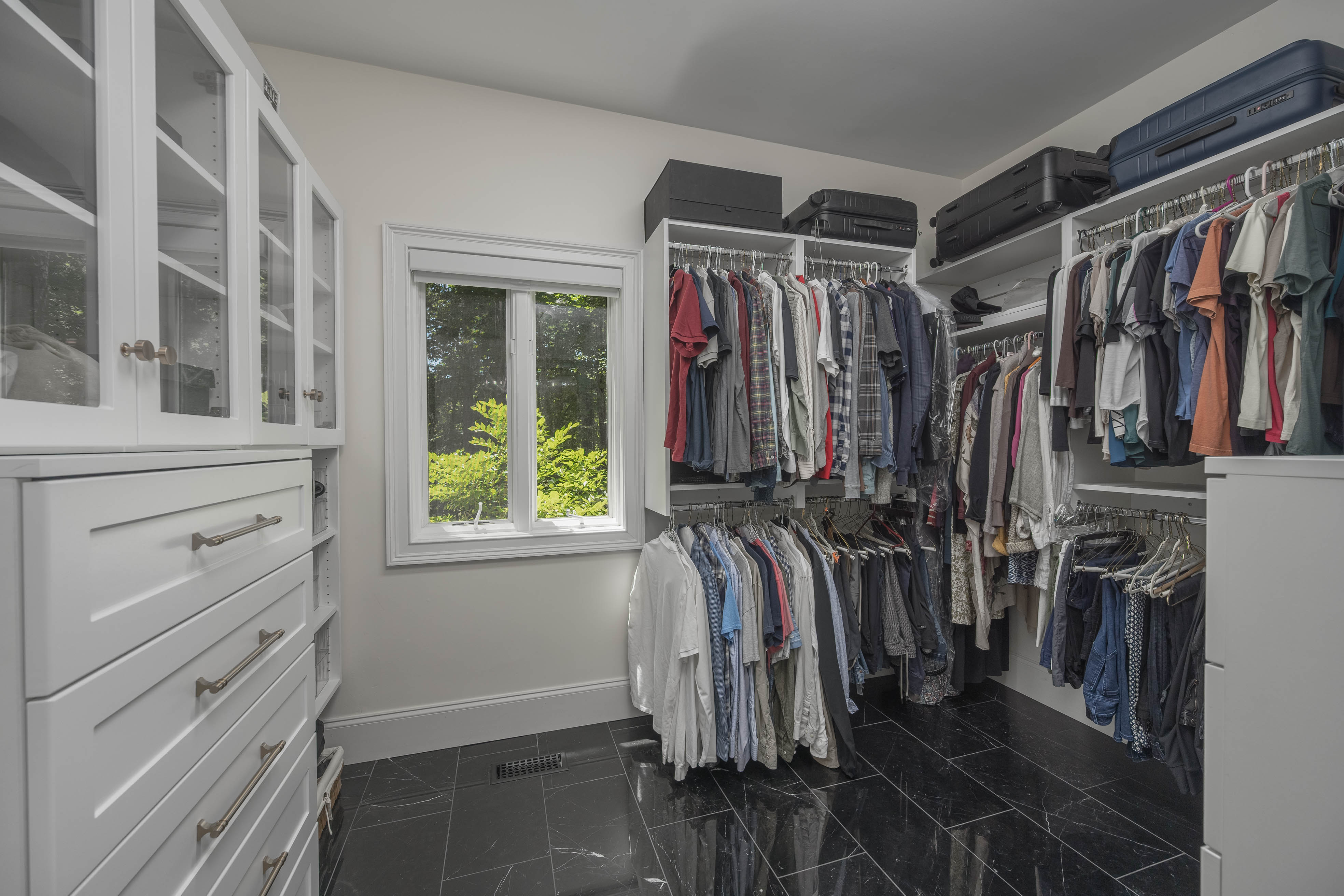 1070 Maple Ridge Way image 34